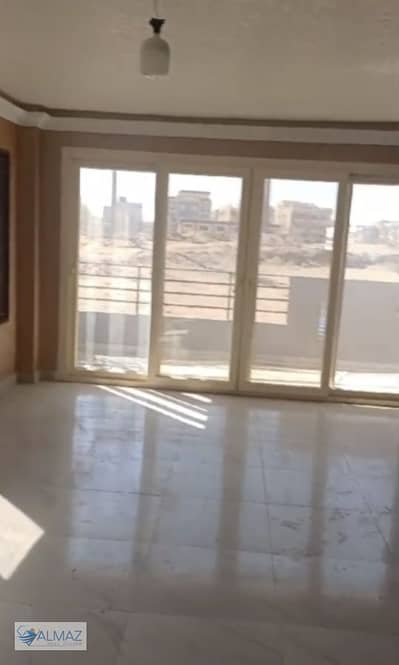 Apartment for rent with kitchen in the First Settlement, next to Al Mirage Mall on Ahmed Muharram Street 200 meter