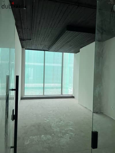 Commercial shop ready for delivery in just a few months in a fabulous location directly on 90th Street Fifth Settlement in front of Nakheel Compod