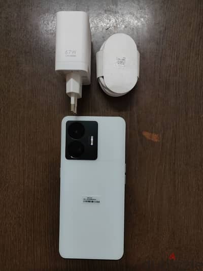 Realme GT3 240W