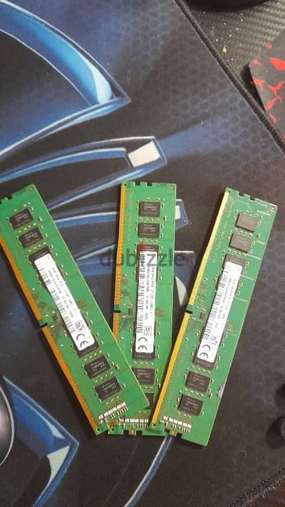 3x8GB DDR4 Ram