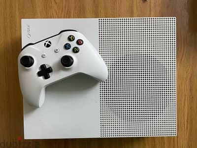 xbox one s اكس بوكس وان اس 500gb معاه الدراع الاوريجنال