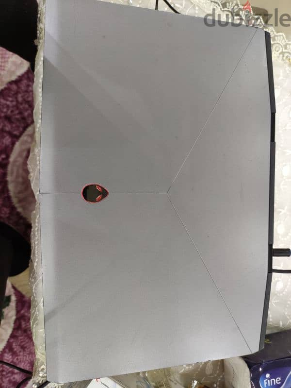 Dell Alienware M17, RTX 2070 with Max-Q, Gaming, 1TB SSD, 32 GB Ram 4