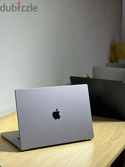 MACBOOK PRO M1 MAX 16-INCH -MDM