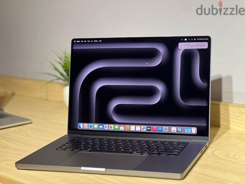 MACBOOK PRO M1 MAX 16-INCH -MDM 3