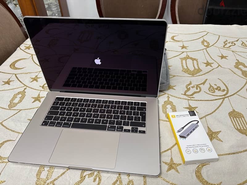 Macbook air m3 15 inch new 4