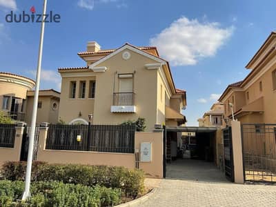 villa for sale in hyde park new cairo fully finished prime location