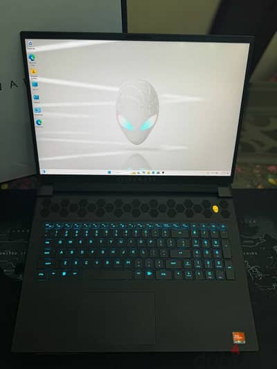 Alienware m18 وحش الجيمنج والجرافيك