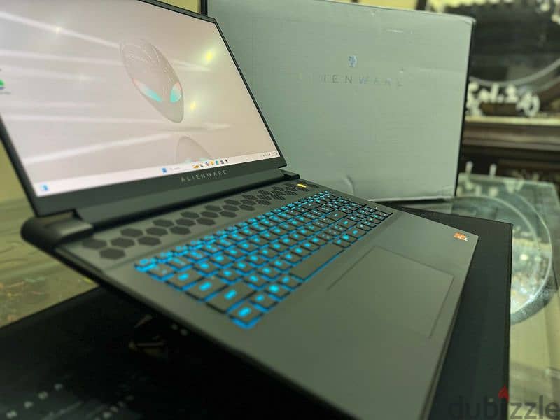 Alienware m18 وحش الجيمنج والجرافيك 1