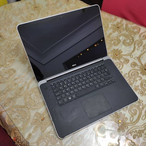 Laptop Dell XPS 9530 - Touch screen 0