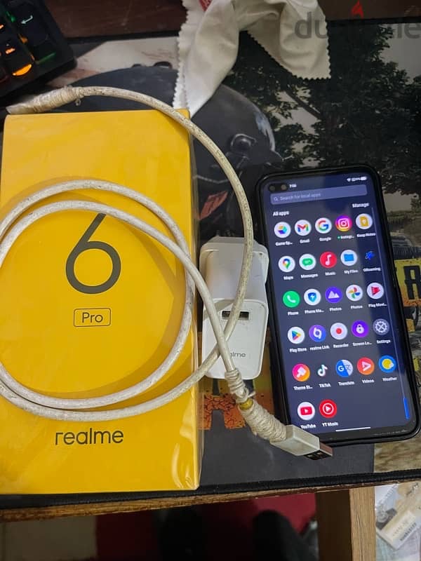 للبيع فقط تلفون  realme 6 pro 1