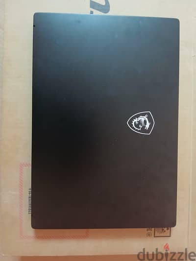 Laptop MSI modern 14 b4mw