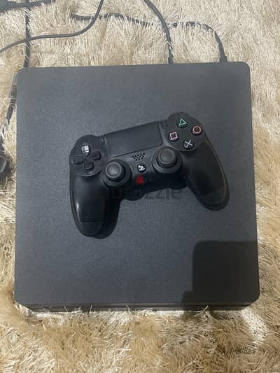 PlayStation 4 slim 500 GB