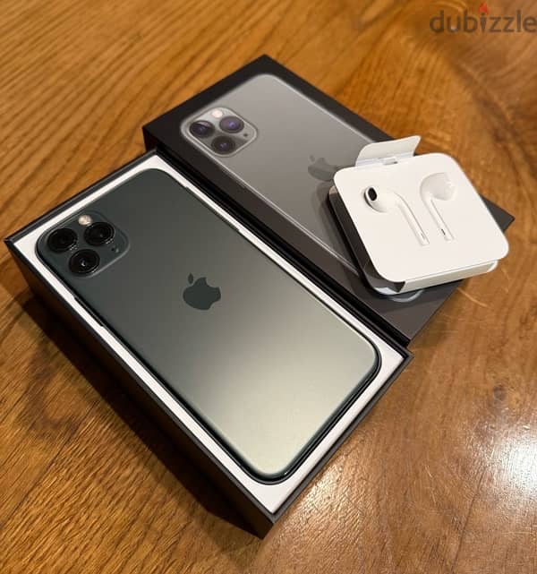 iPhone 11 Pro 256 GB - Midnight Green with Box and New Earpods 1