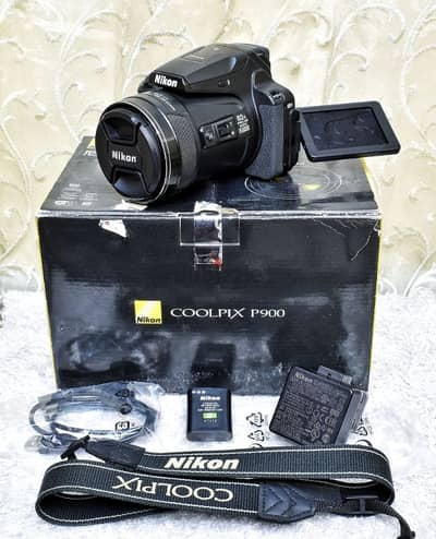 NIKON Coolpix P900