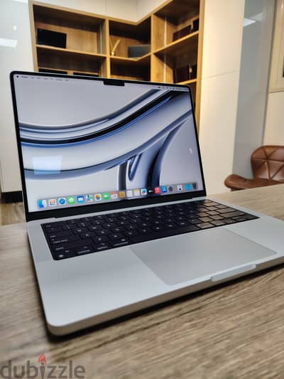 MacBook M3pro (14 inch, 18gb ram)