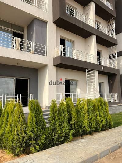 Duplex with the best division of 5 rooms with private garden  Ground floor and first with the lowest percentage of downloading In the heart of th