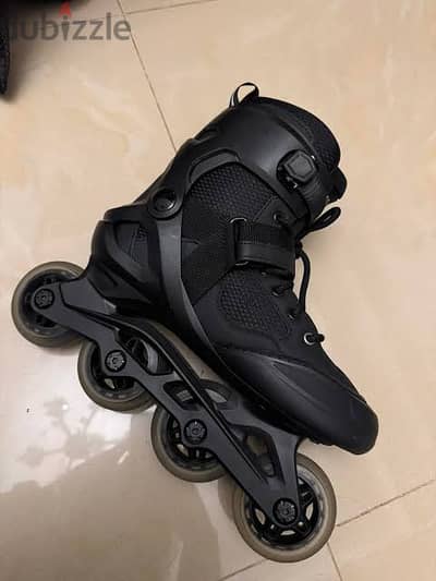 Oxelo Inline Skate - سكيت مقاس 42