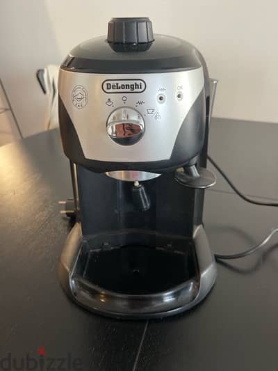 Delonghi EC221 espresso machine