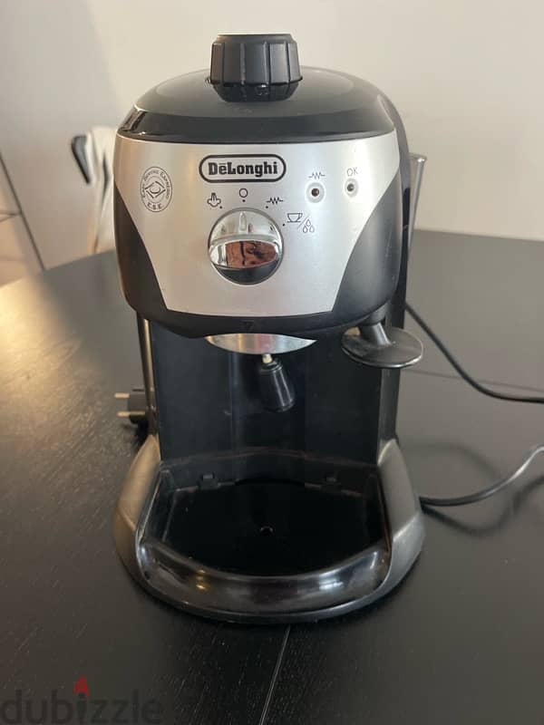 Delonghi EC221 espresso machine 0