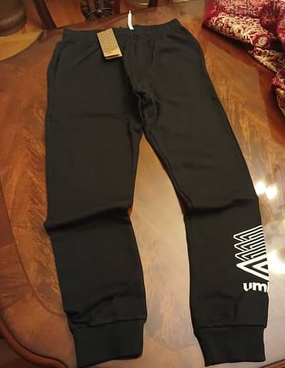 Umbro Men's Sweatpants Original Size L NEW- Black