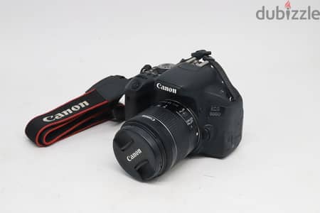 Canon 800D