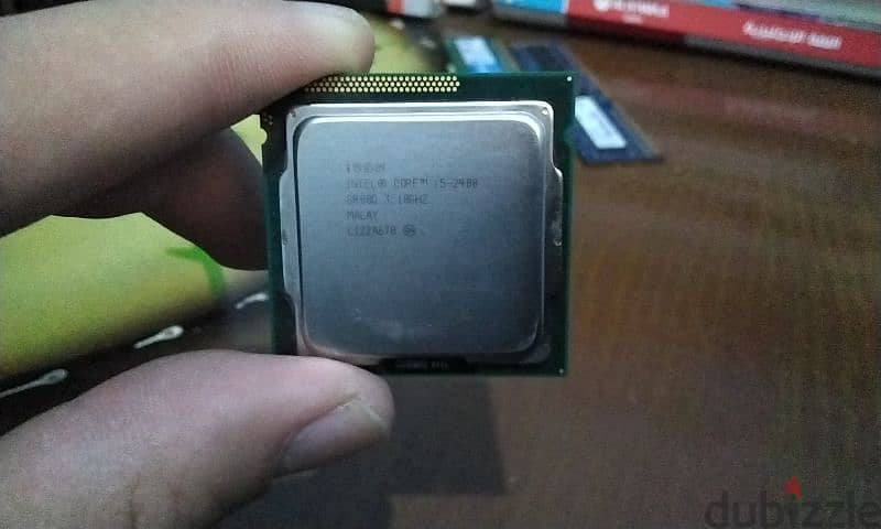 Intel i5-2400 0