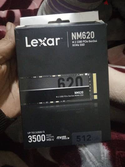 Lexar 512 جديد