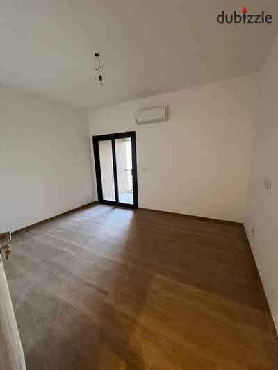 Penthouse 3rooms with AC for rent Fifth Square new cairo