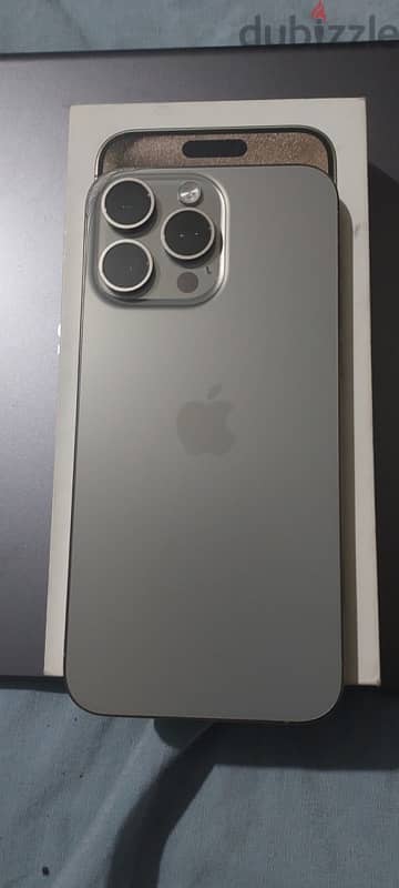 Iphone 15 pro max 100% بطارية (بدون جمارك)