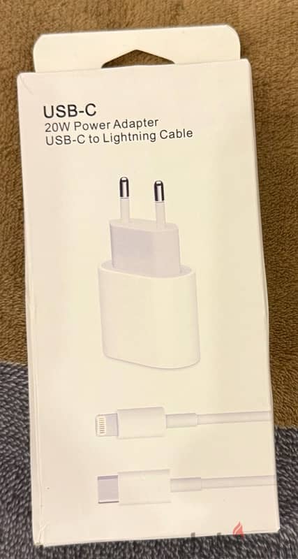 iphone usb c to lightning 20 W fast charger and cable 100% new 0