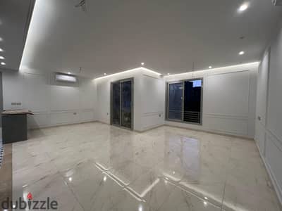 شقة 3غرف مطبخ و تكييفات ايجار كمبوند فيلدج جاردنز قطامية Apartment rent in Village Garden Katameya VGK