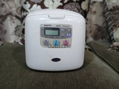 Rice Cooker "SANYO" جديدة لم تستعمل