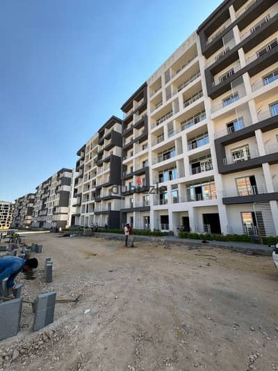 Apartment 172 m for sale in prime location near the capital airport, installments over 10 years