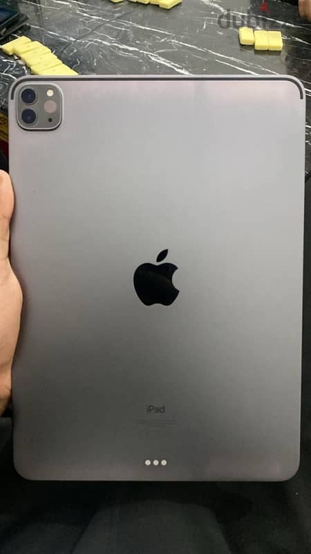 iPad Pro 11-inch + Keyboard - iPad - Apple - الجيزة - ابل للبيع 4