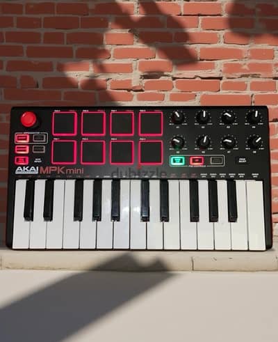 AKAI PROFESSIONAL MPK MINI