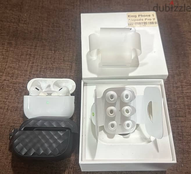 Apple AirPods Pro 2 Like New With Everything 1