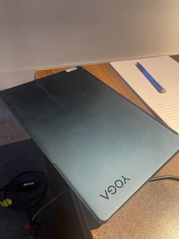 Lenovo yogabook 9i 2