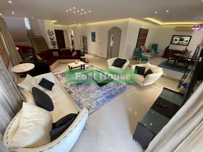 Villa for rent furnished in Madinaty, independent, super deluxe finishing, with a private swimming pool and modern furniture