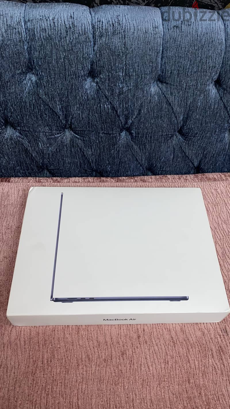 Apple MacBook Air 15” M2 (2023) – 8GB RAM | 256GB Storage | Midnight 2