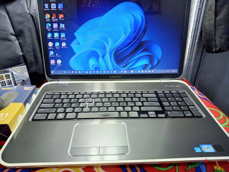 وارد بلجيكا Dell Inspiron ram 8 hard 750 10