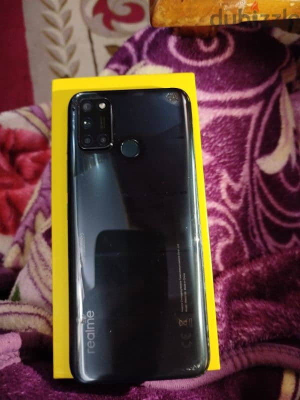 تليفون realme 7i متغيرله شاشه فقط مساحه 128 1