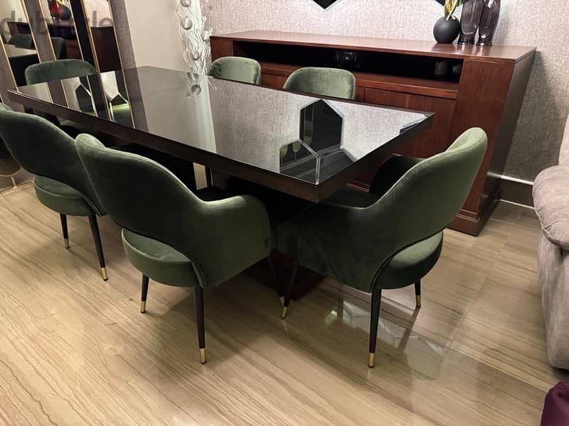 Full dining room 3