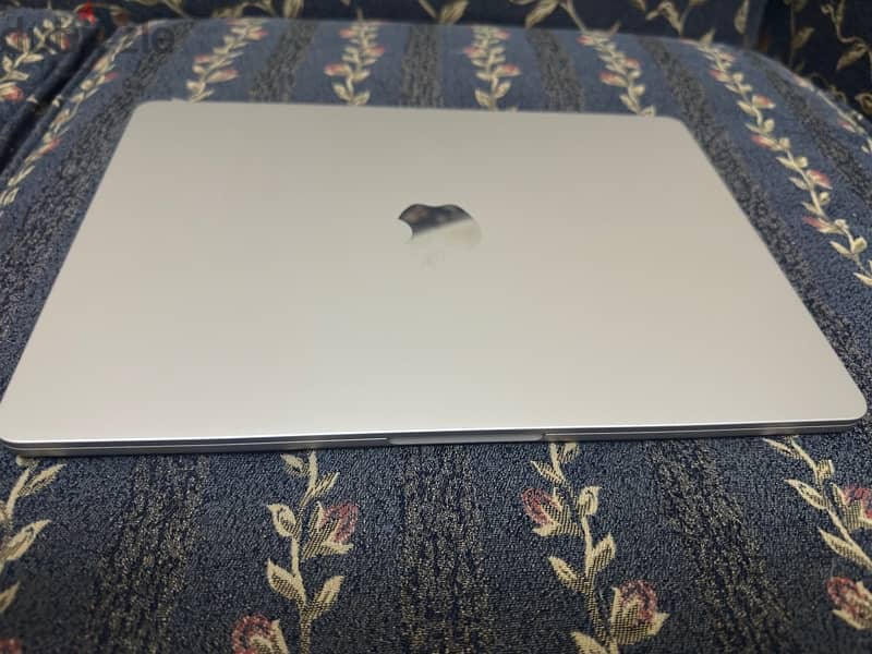 MacBook Air M3 1