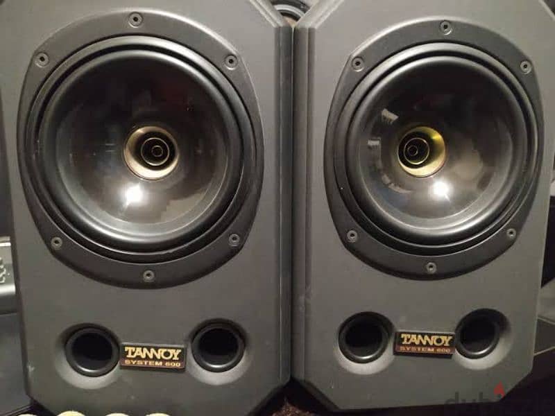 Tannoy system 600 studio monitors 0