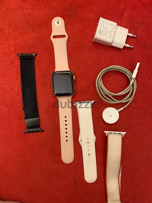 Appel watch series 6 size 44m ساعه ابل سيريس 6 مقاس 44  بطاريه :-100% 12