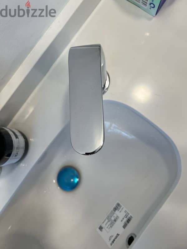 basin mixer tap with sensor- خلاط حوض يعمل بالسينسور مزود ببطارية 3