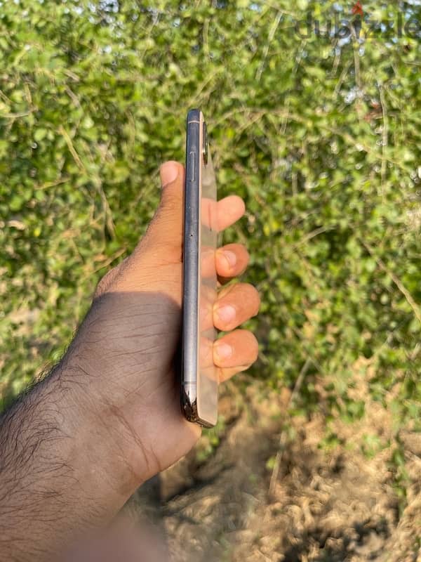 iPhone XS Max 2