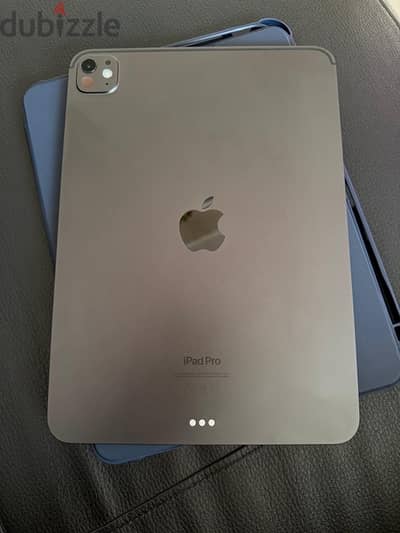 ipad pro m4 11 inch 256G wifi charge 27 times