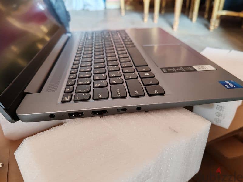 Lenovo laptop i7-13620H (2024) 2