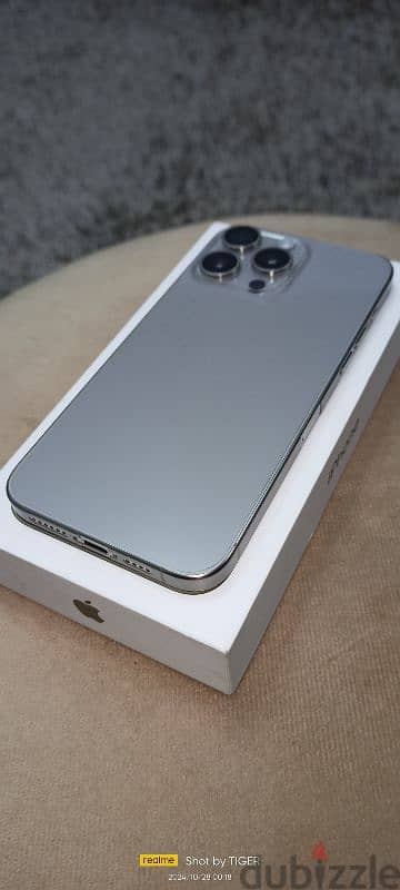 للبيع iPhone 15 pro max 9